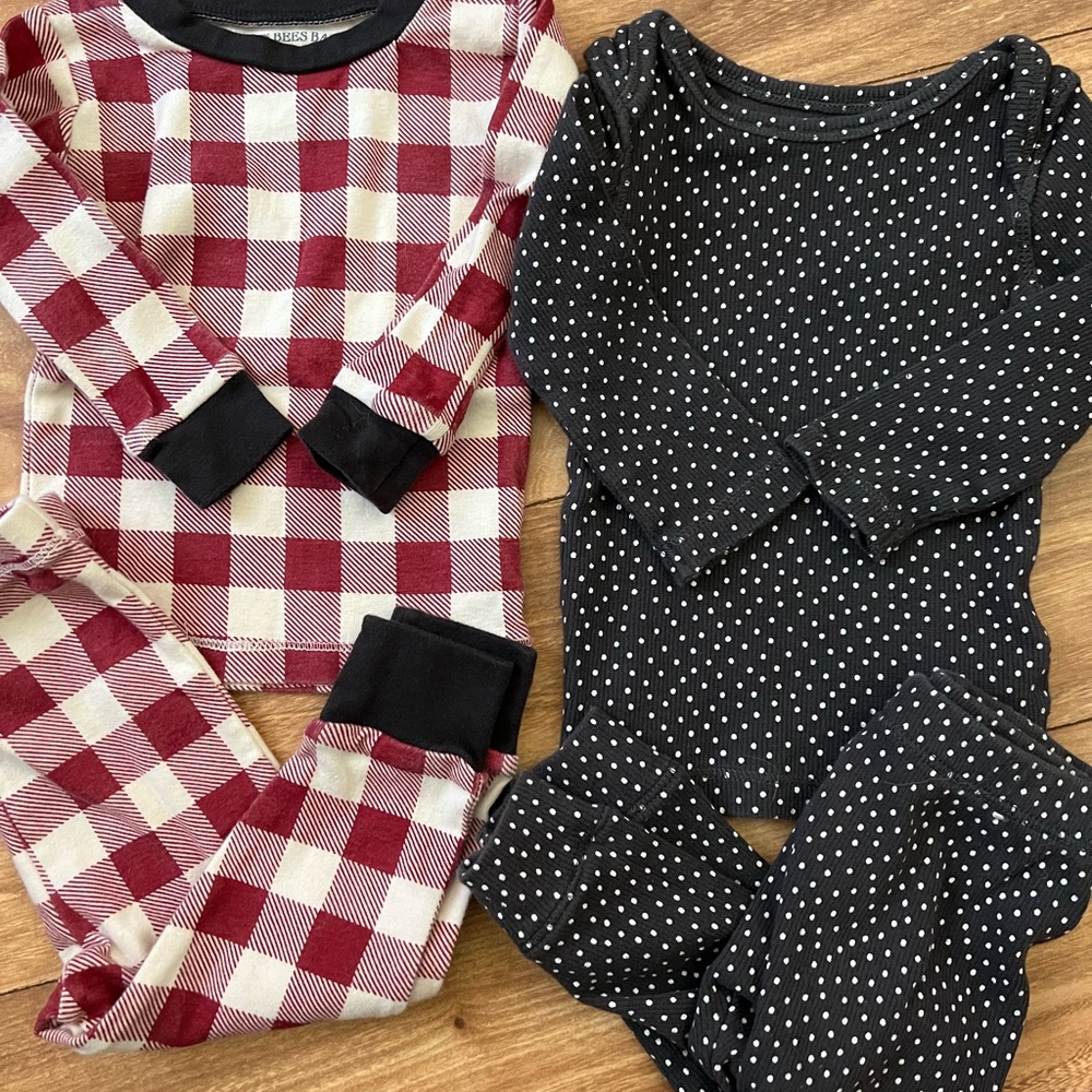 2 pairs baby pajamas - Burt’s bees baby and cotton on